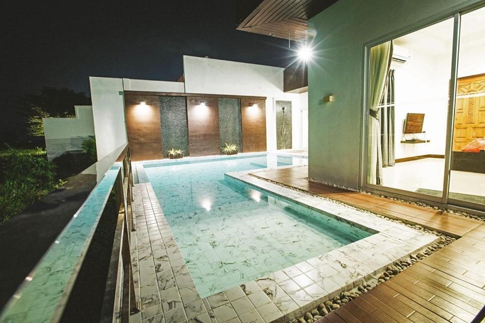 The Vista Pool Villa Kanchanaburi by Eksteriør bilde
